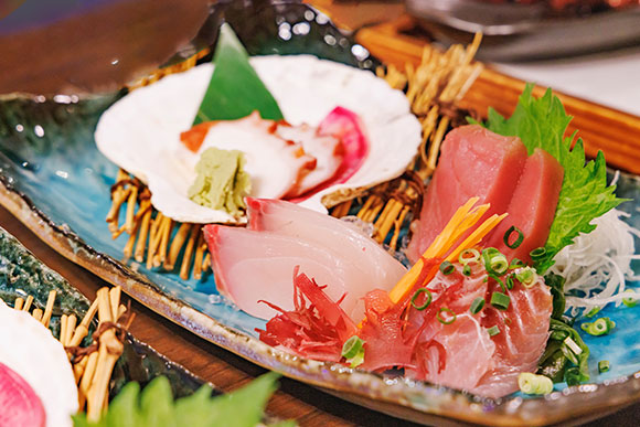 レアな部位も楽しめる、当店ならではの創作料理の数々